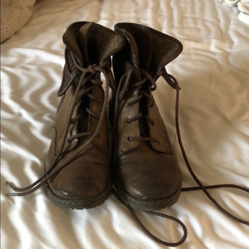 Brown boots